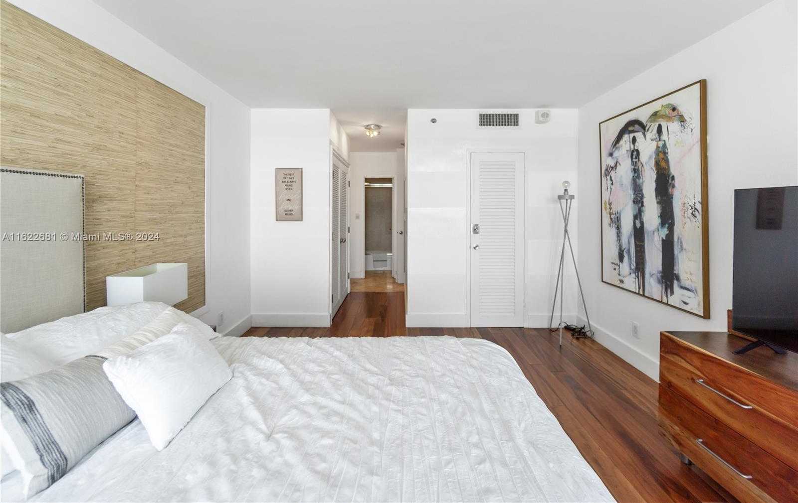 Small Image of 100 LINCOLN RD #1422, Miami Beach Number 14