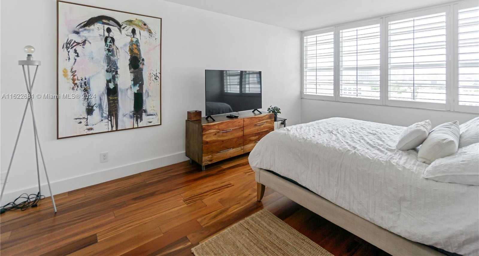 Small Image of 100 LINCOLN RD #1422, Miami Beach Number 15