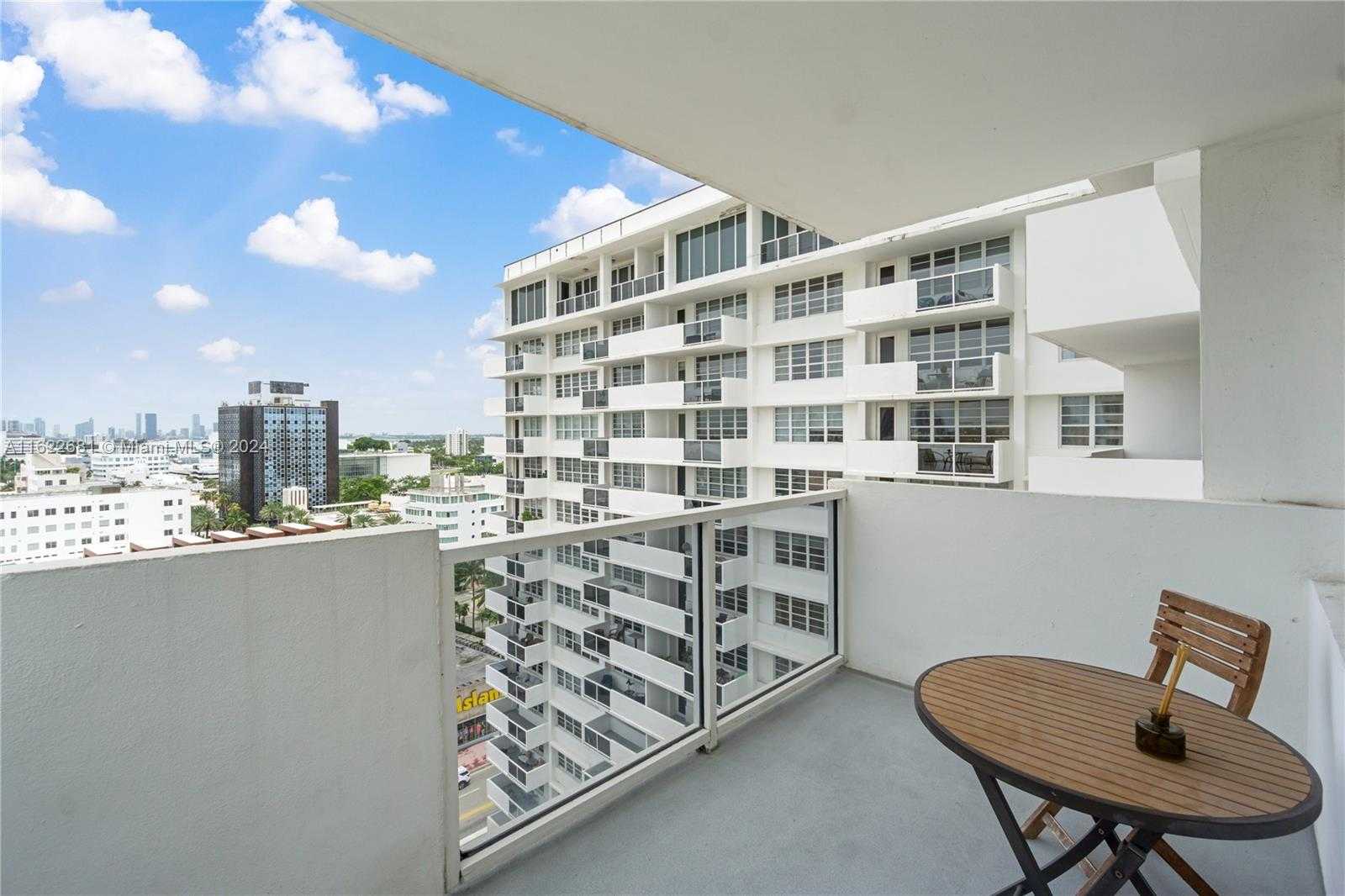 Small Image of 100 LINCOLN RD #1422, Miami Beach Number 24