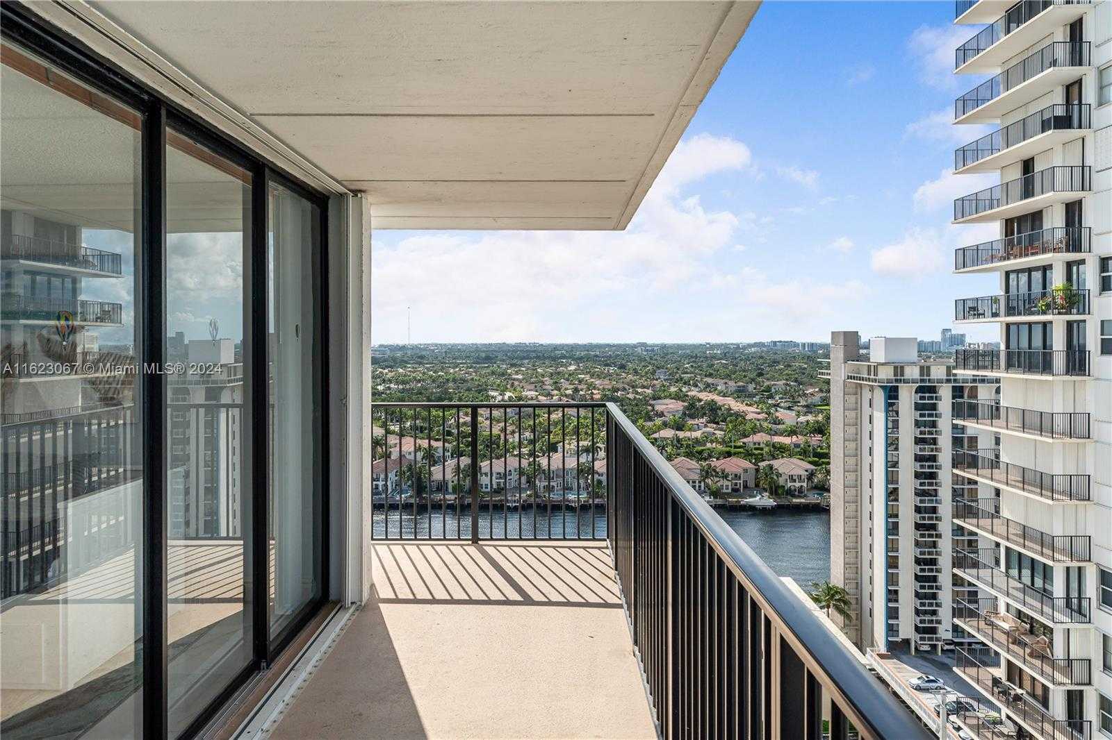 Small Image of 2201 SOUTH OCEAN DR #2005, Hollywood Number 14