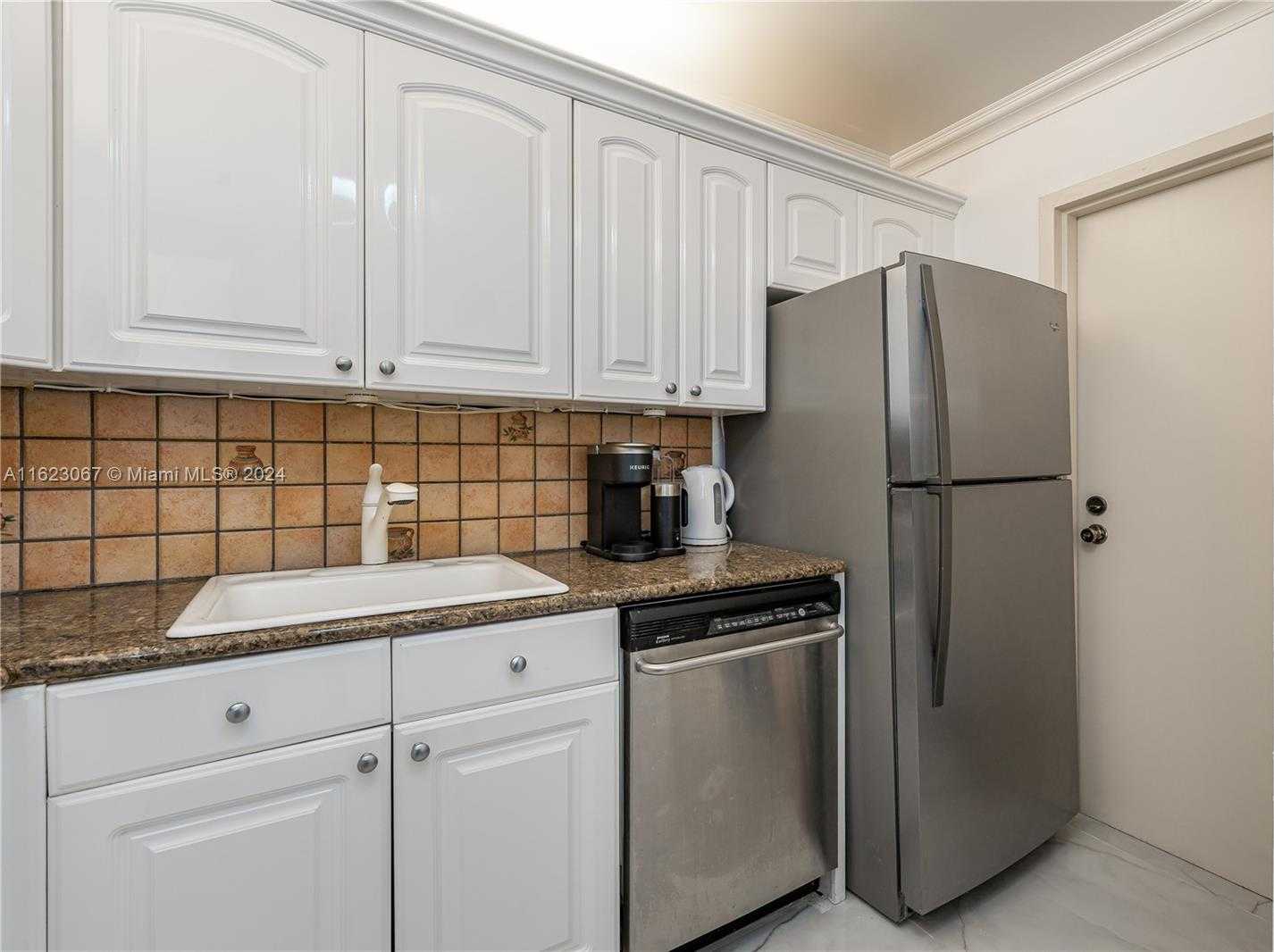 Small Image of 2201 SOUTH OCEAN DR #2005, Hollywood Number 21