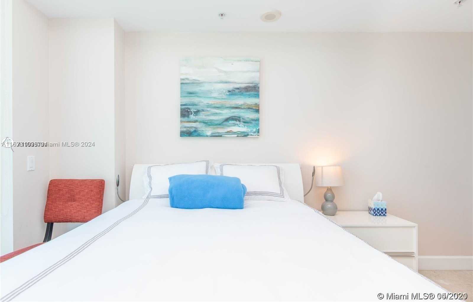 Small Image of 3801 COLLINS AVE #1102, Miami Beach Number 11