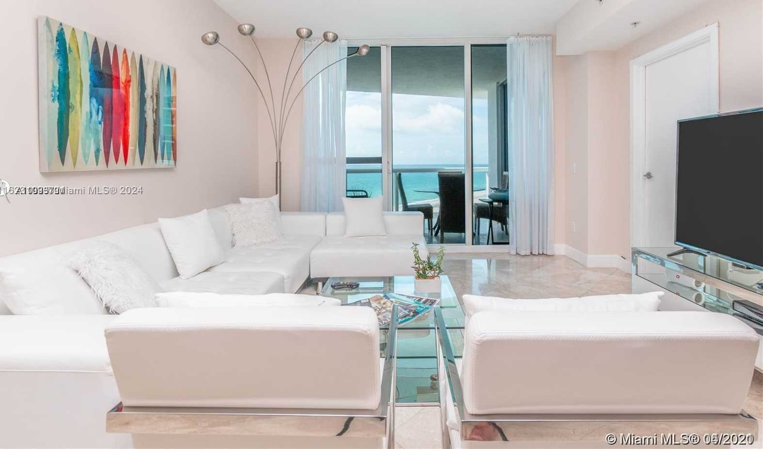 Small Image of 3801 COLLINS AVE #1102, Miami Beach Number 2