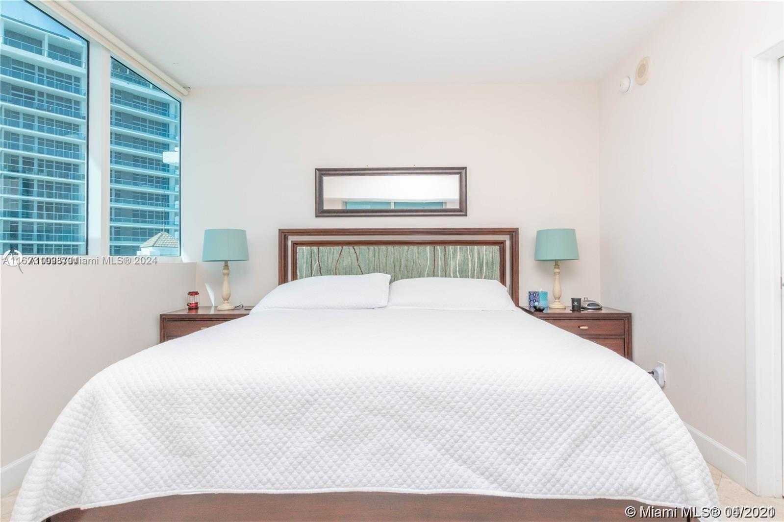 Small Image of 3801 COLLINS AVE #1102, Miami Beach Number 6