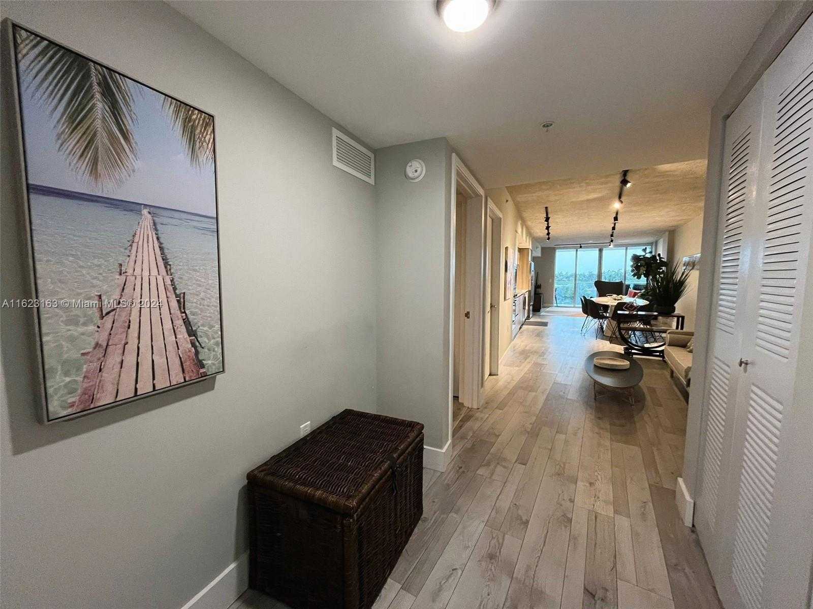 Small Image of 6620 INDIAN CREEK DR #509, Miami Beach Number 2