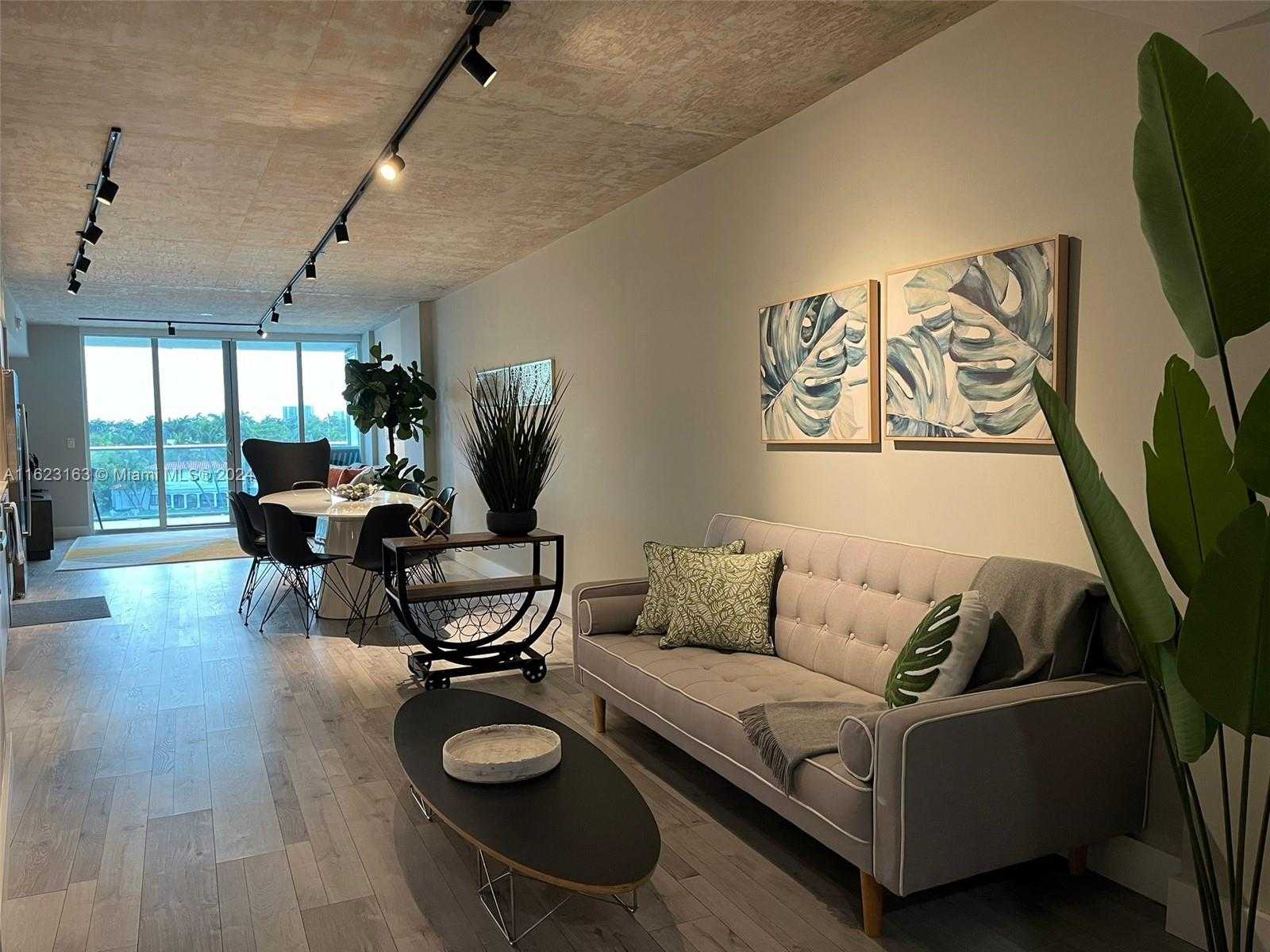 Small Image of 6620 INDIAN CREEK DR #509, Miami Beach Number 4
