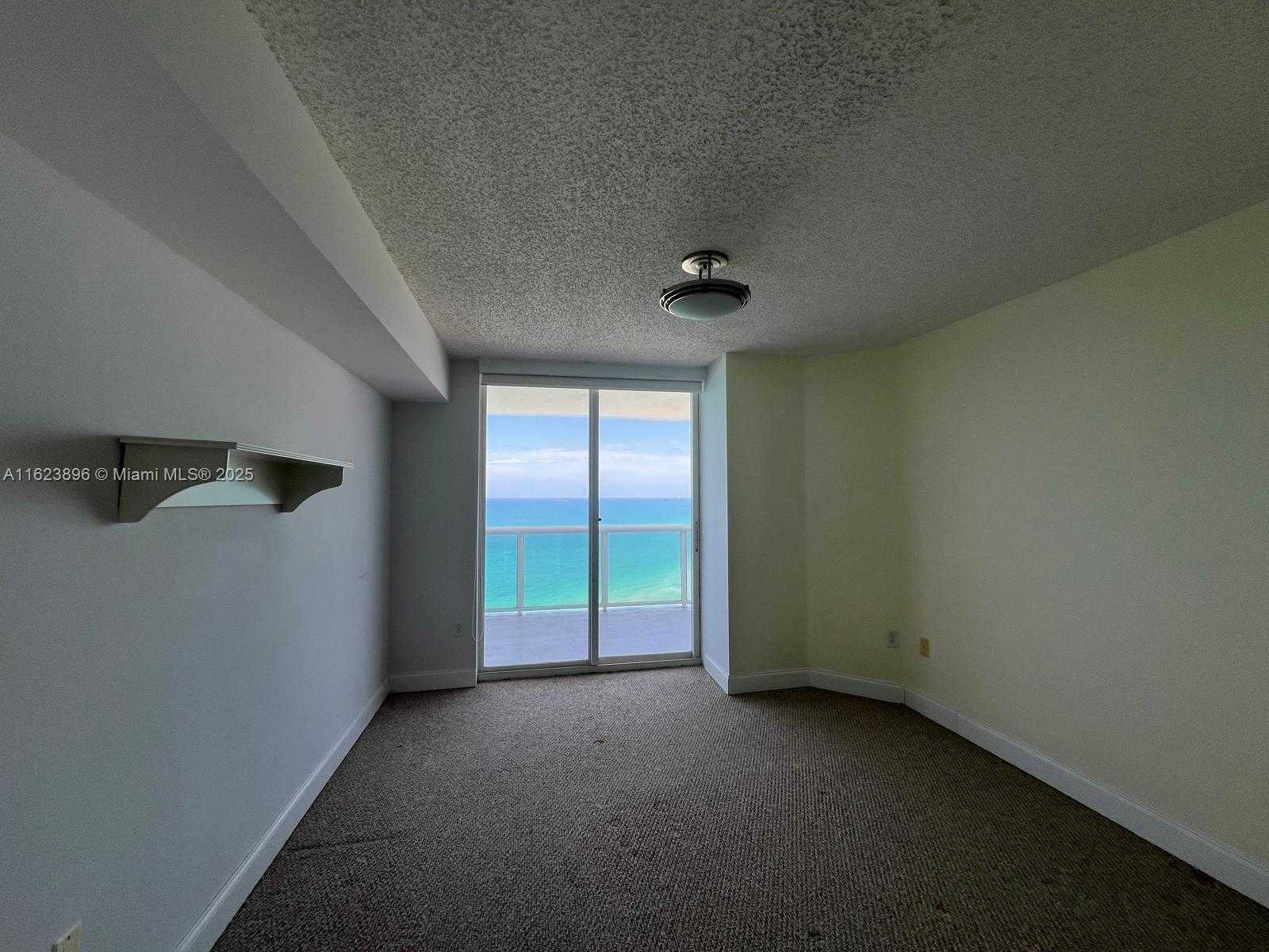 Small Image of 6301 COLLINS AVE #3002, Miami Beach Number 17