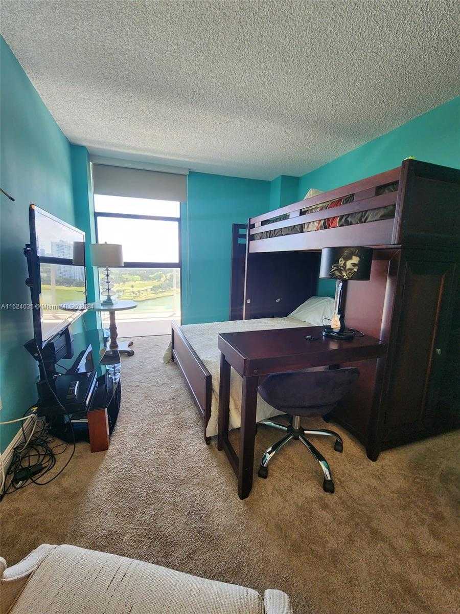 Small Image of 3731 NORTH COUNTRY CLUB DR #2127, Aventura Number 24