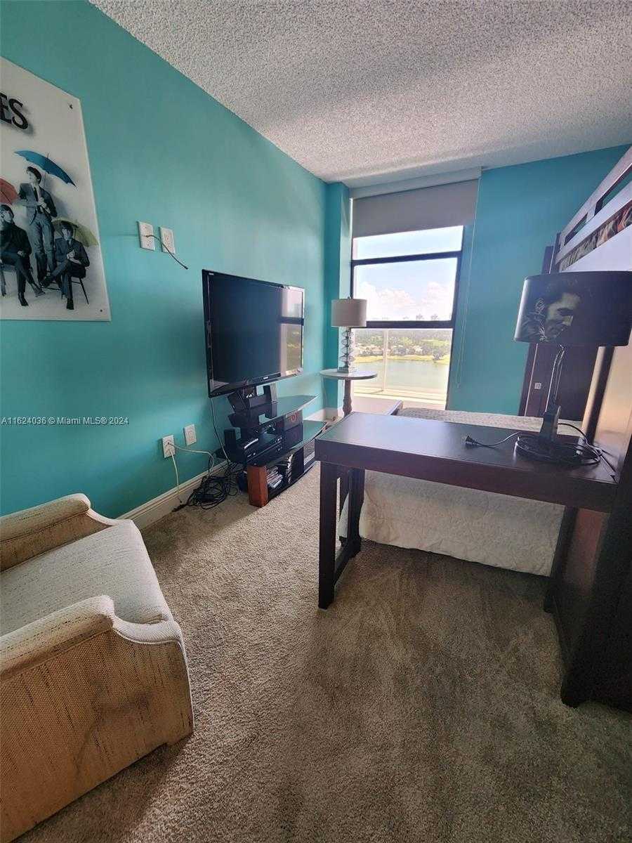 Small Image of 3731 NORTH COUNTRY CLUB DR #2127, Aventura Number 25