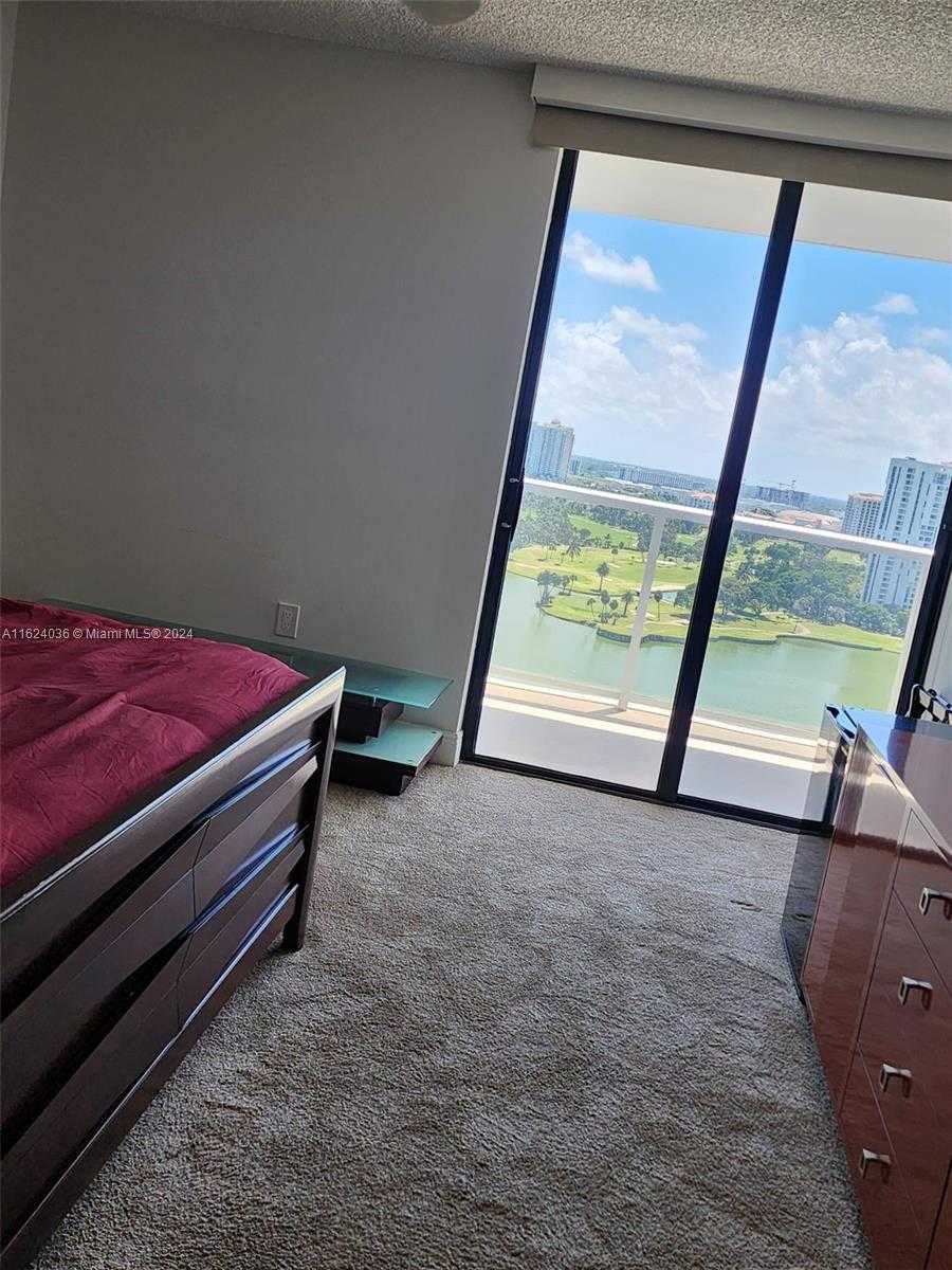 Small Image of 3731 NORTH COUNTRY CLUB DR #2127, Aventura Number 40