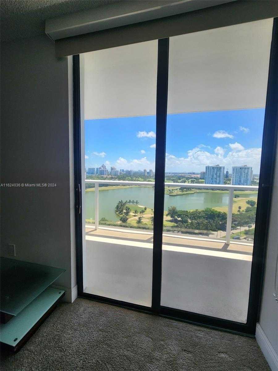 Small Image of 3731 NORTH COUNTRY CLUB DR #2127, Aventura Number 41