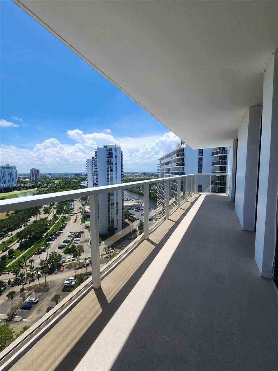 Small Image of 3731 NORTH COUNTRY CLUB DR #2127, Aventura Number 47