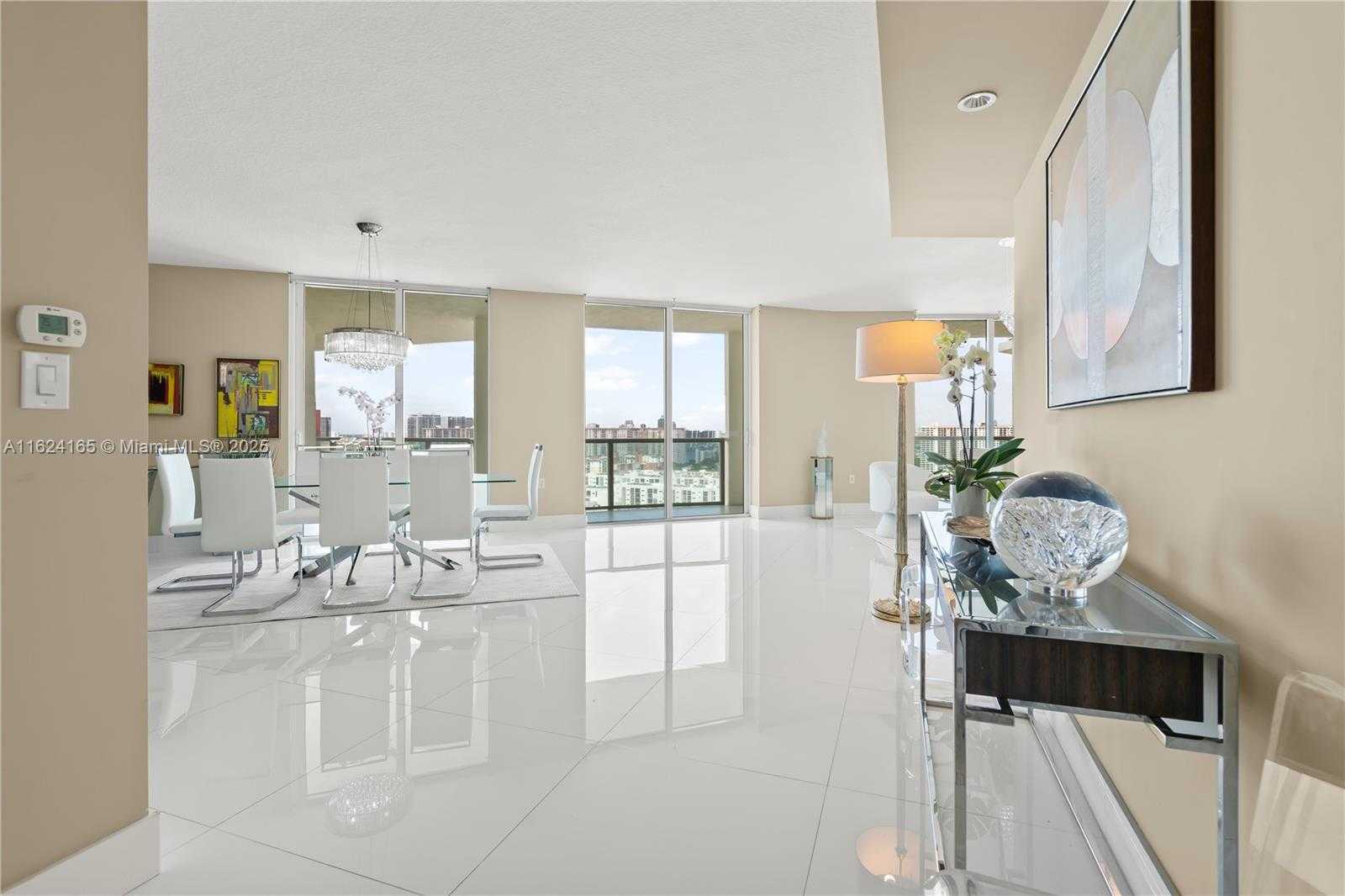 Small Image of 150 SUNNY ISLES BLVD #1-UPH2, Sunny Isles Beach Number 10