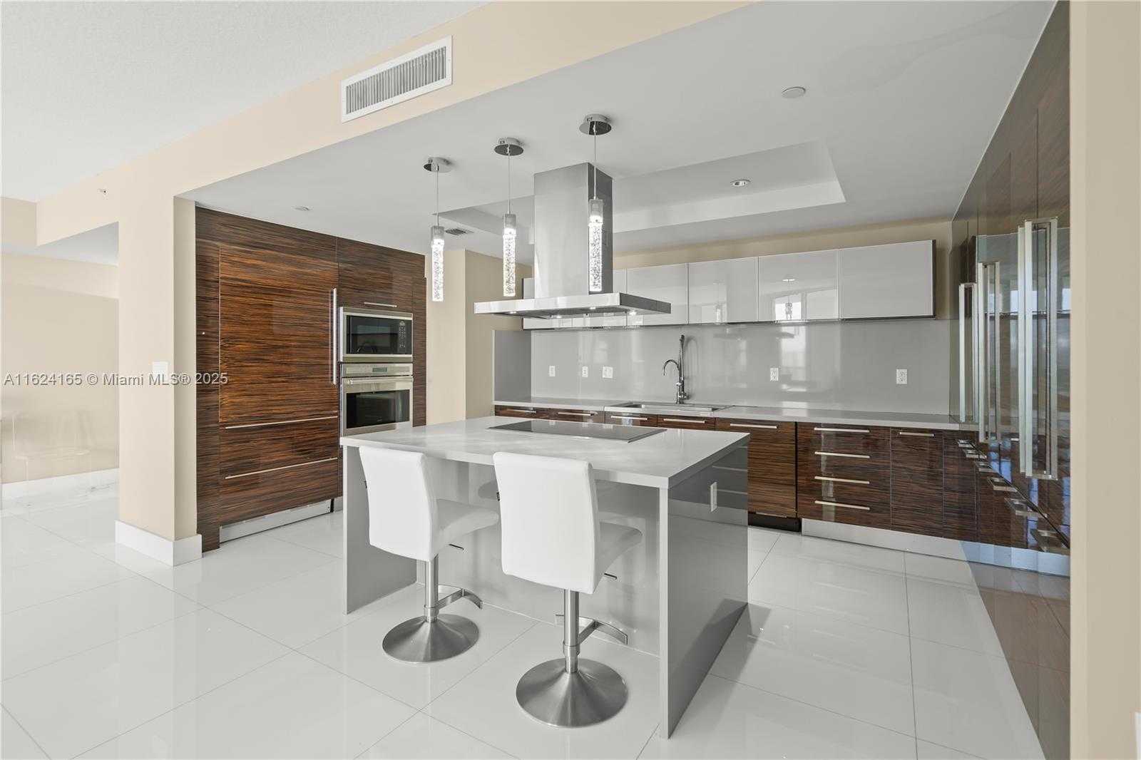 Small Image of 150 SUNNY ISLES BLVD #1-UPH2, Sunny Isles Beach Number 12
