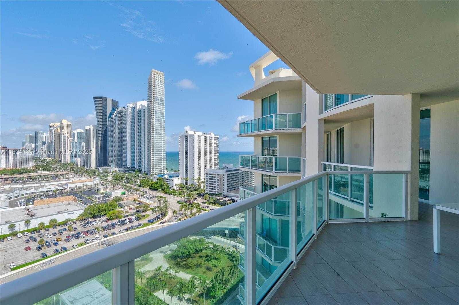 Small Image of 150 SUNNY ISLES BLVD #1-UPH2, Sunny Isles Beach Number 15