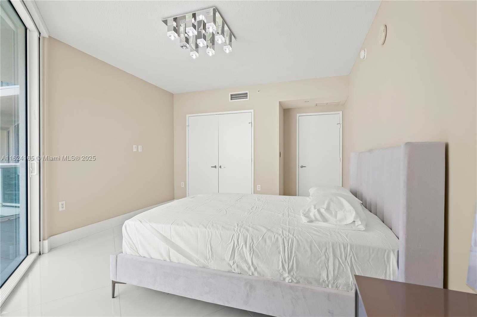 Small Image of 150 SUNNY ISLES BLVD #1-UPH2, Sunny Isles Beach Number 23