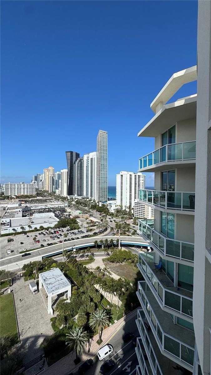 Small Image of 150 SUNNY ISLES BLVD #1-UPH2, Sunny Isles Beach Number 35