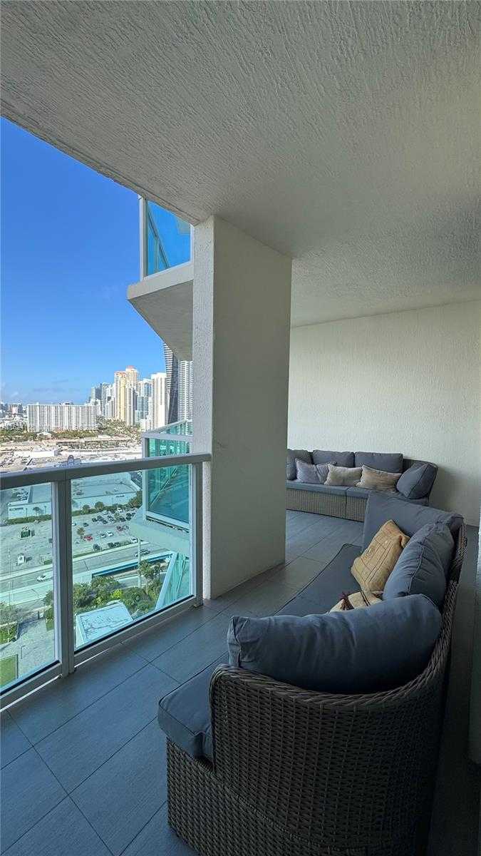 Small Image of 150 SUNNY ISLES BLVD #1-UPH2, Sunny Isles Beach Number 37