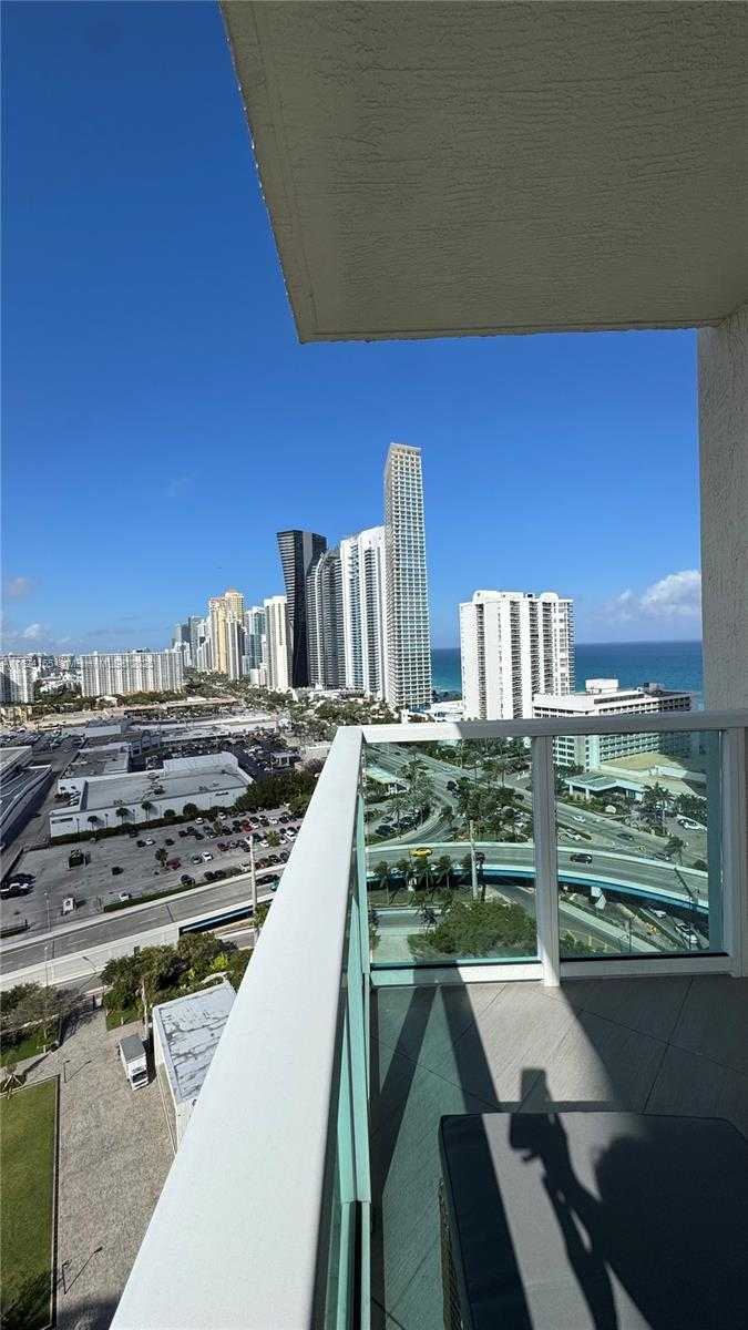 Small Image of 150 SUNNY ISLES BLVD #1-UPH2, Sunny Isles Beach Number 39