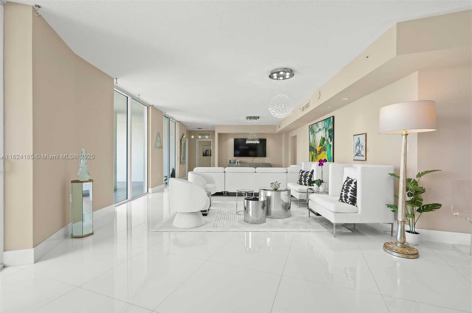 Small Image of 150 SUNNY ISLES BLVD #1-UPH2, Sunny Isles Beach Number 8