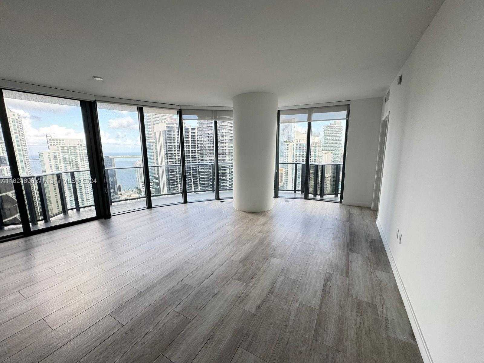 Small Image of 55 SOUTH WEST 9TH ST #3903, Miami Number 2
