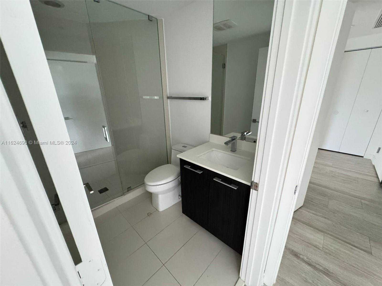Small Image of 55 SOUTH WEST 9TH ST #3903, Miami Number 8