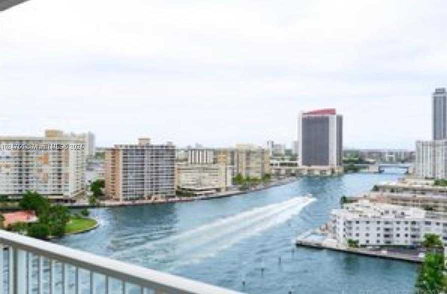 Small Image of 1965 SOUTH OCEAN DR #17A, Hallandale Beach Number 3