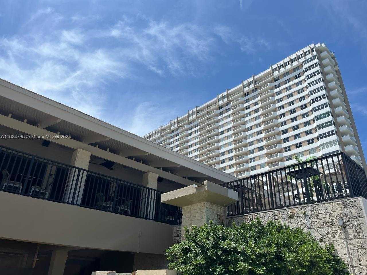 Small Image of 1965 SOUTH OCEAN DR #17A, Hallandale Beach Number 30