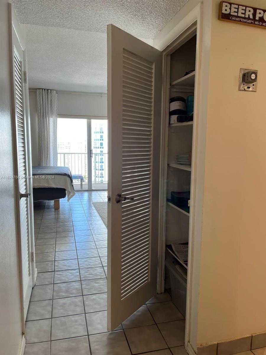 Small Image of 1965 SOUTH OCEAN DR #17A, Hallandale Beach Number 31