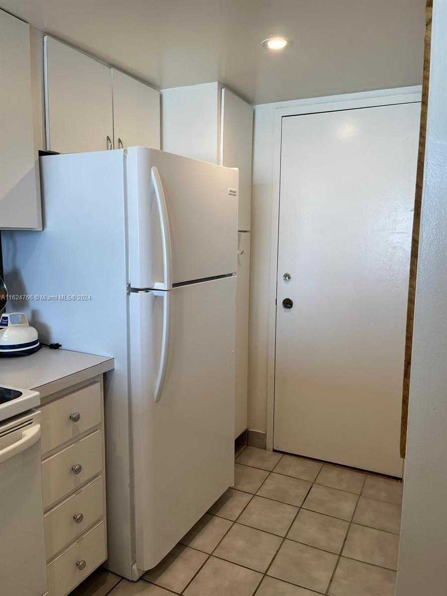 Small Image of 1965 SOUTH OCEAN DR #17A, Hallandale Beach Number 33