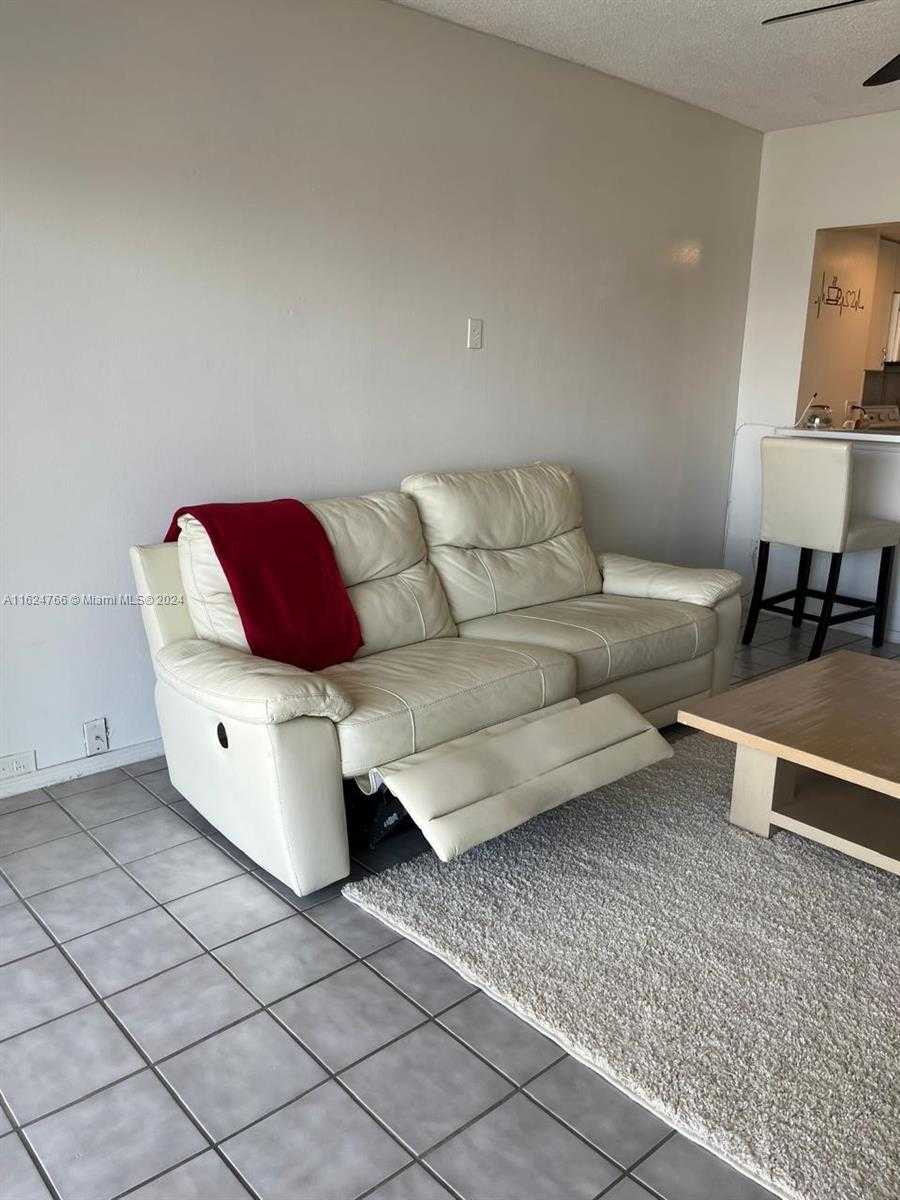 Small Image of 1965 SOUTH OCEAN DR #17A, Hallandale Beach Number 38