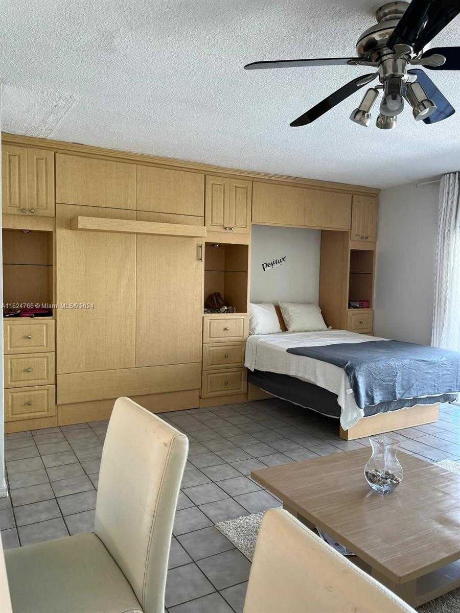 Small Image of 1965 SOUTH OCEAN DR #17A, Hallandale Beach Number 39