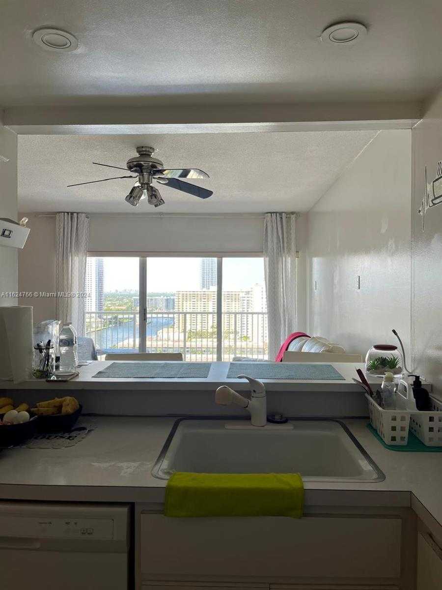 Small Image of 1965 SOUTH OCEAN DR #17A, Hallandale Beach Number 41