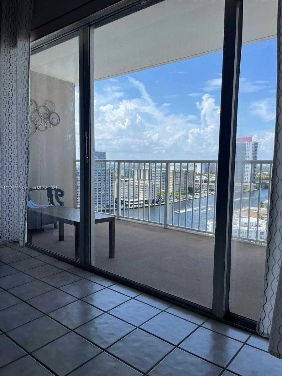 Small Image of 1965 SOUTH OCEAN DR #17A, Hallandale Beach Number 5