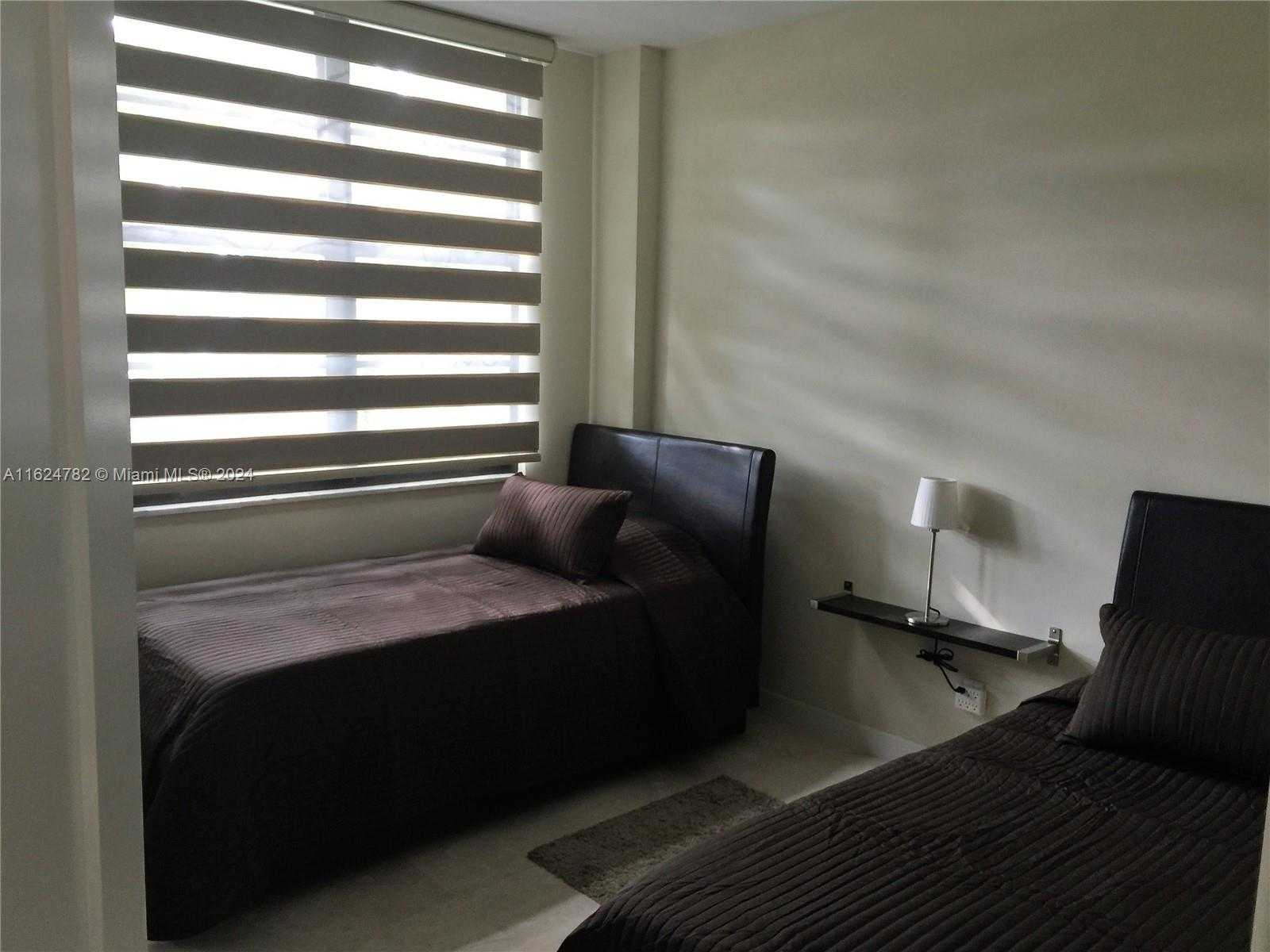 Small Image of 5161 COLLINS AVE #207, Miami Beach Number 4