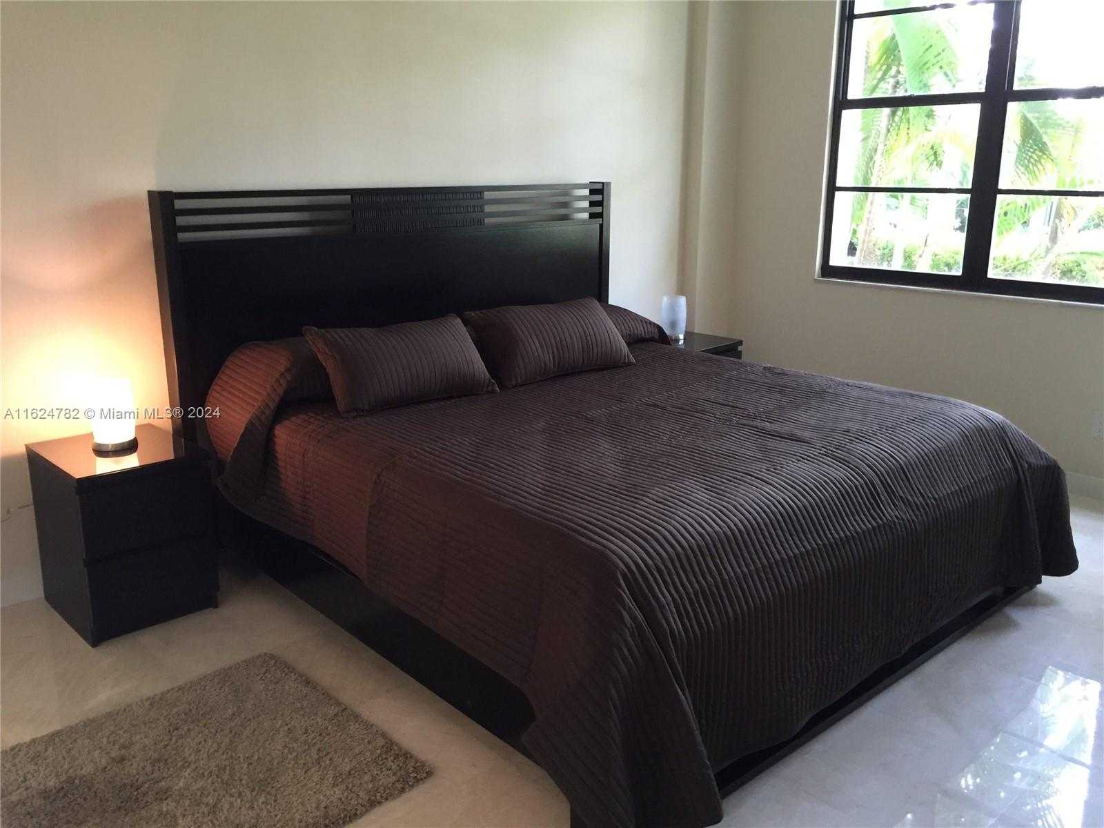 Small Image of 5161 COLLINS AVE #207, Miami Beach Number 7