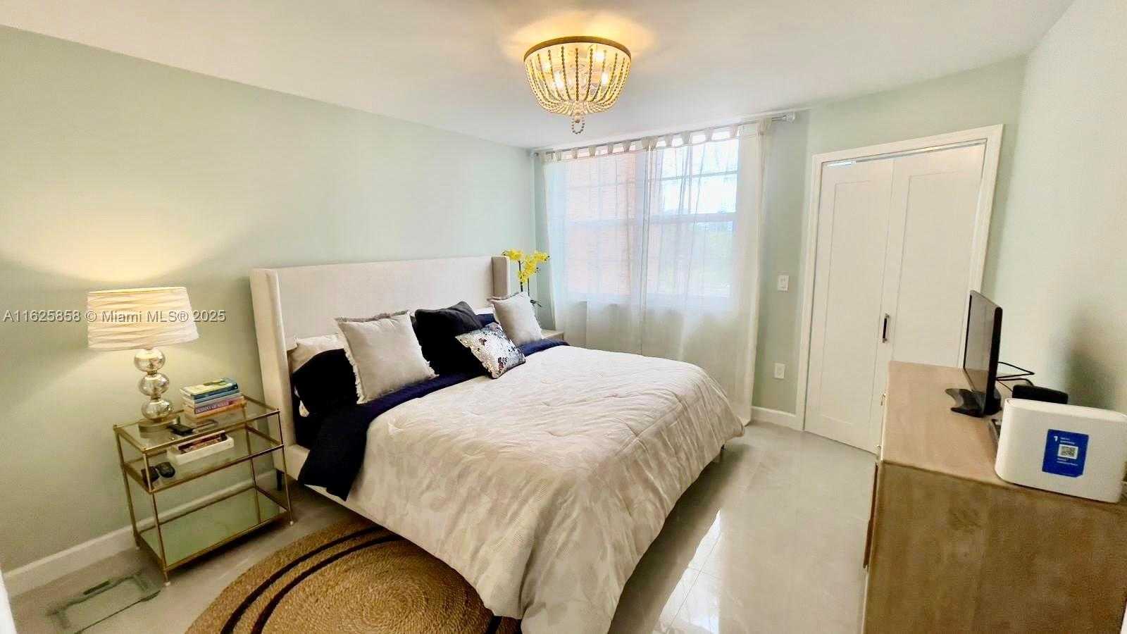 Small Image of 19901 EAST COUNTRY CLUB DR #2403, Aventura Number 11