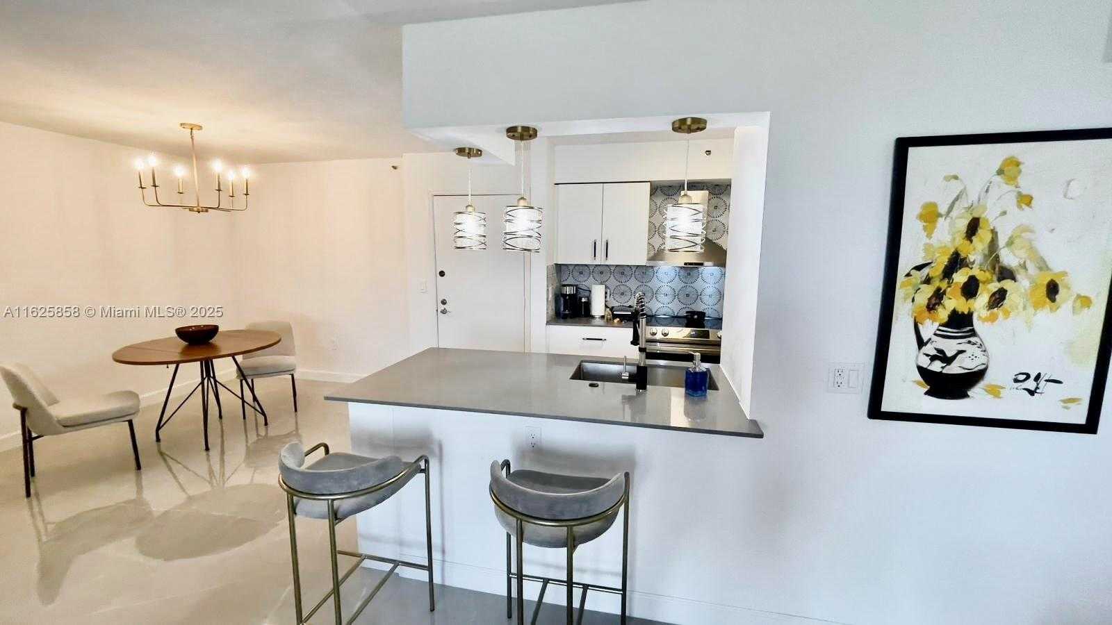 Small Image of 19901 EAST COUNTRY CLUB DR #2403, Aventura Number 5