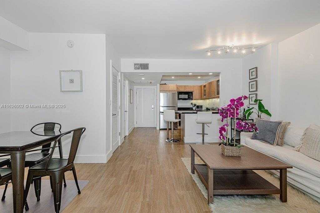 Small Image of 2301 COLLINS AVE #1242, Miami Beach Number 11
