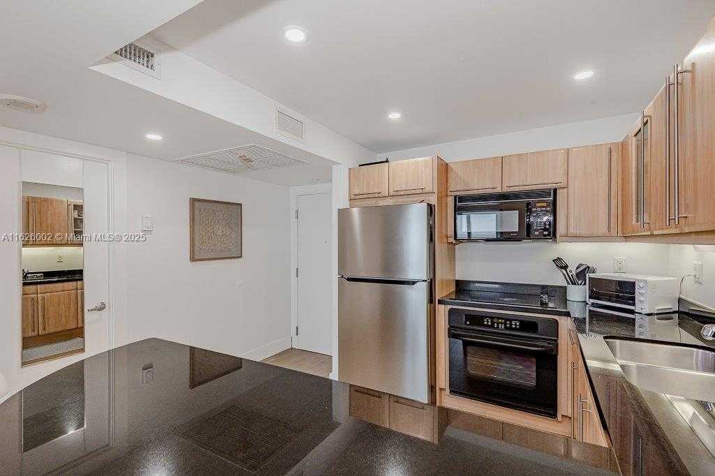 Small Image of 2301 COLLINS AVE #1242, Miami Beach Number 18