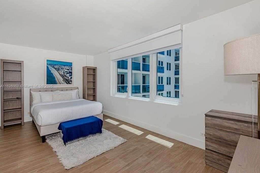 Small Image of 2301 COLLINS AVE #1242, Miami Beach Number 21