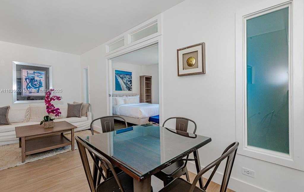 Small Image of 2301 COLLINS AVE #1242, Miami Beach Number 8