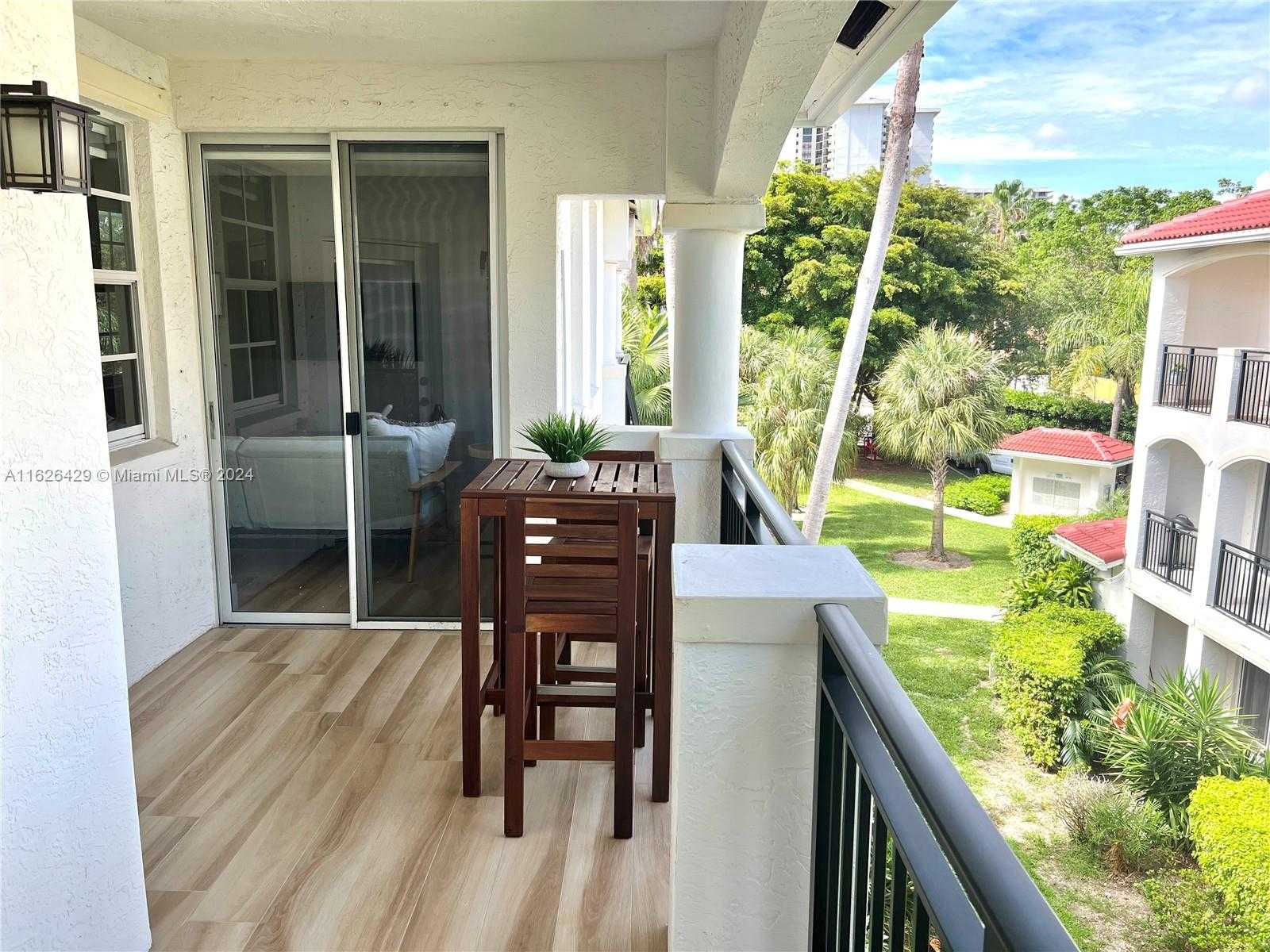 Small Image of 3145 NE 184th St, Aventura, FL 33160, USA Number 11