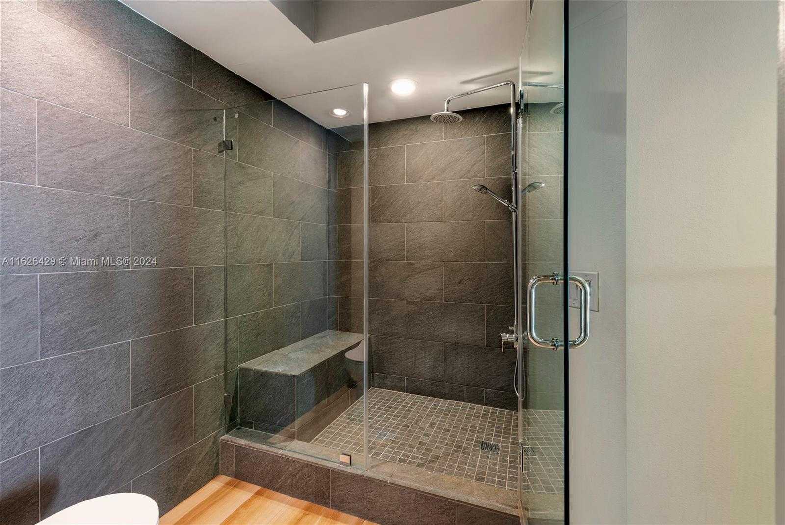 Small Image of 3145 NE 184th St, Aventura, FL 33160, USA Number 19