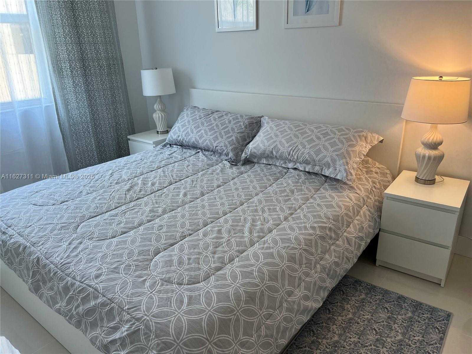 Small Image of 17100 NORTH BAY RD #1509, Sunny Isles Beach Number 18