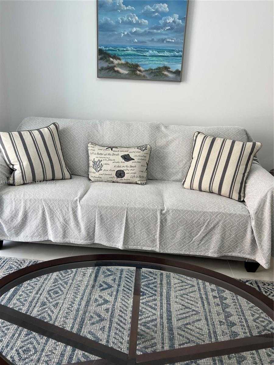 Small Image of 17100 NORTH BAY RD #1509, Sunny Isles Beach Number 9