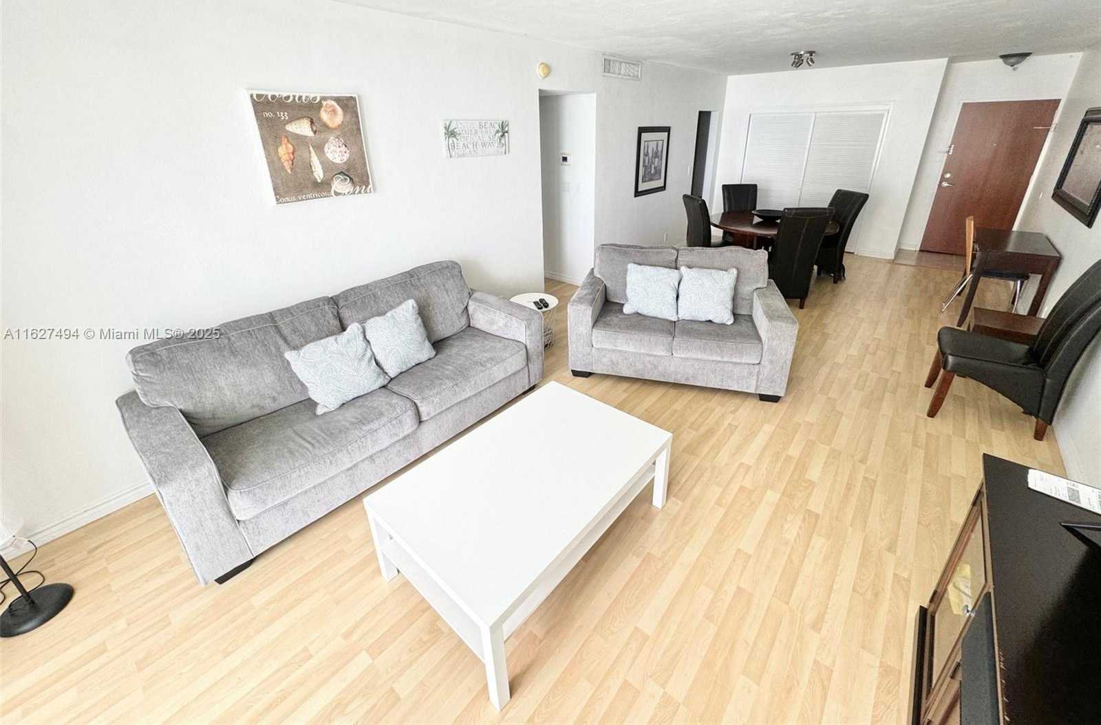 Small Image of 3801 OCEAN DR #10H, Hollywood Number 4