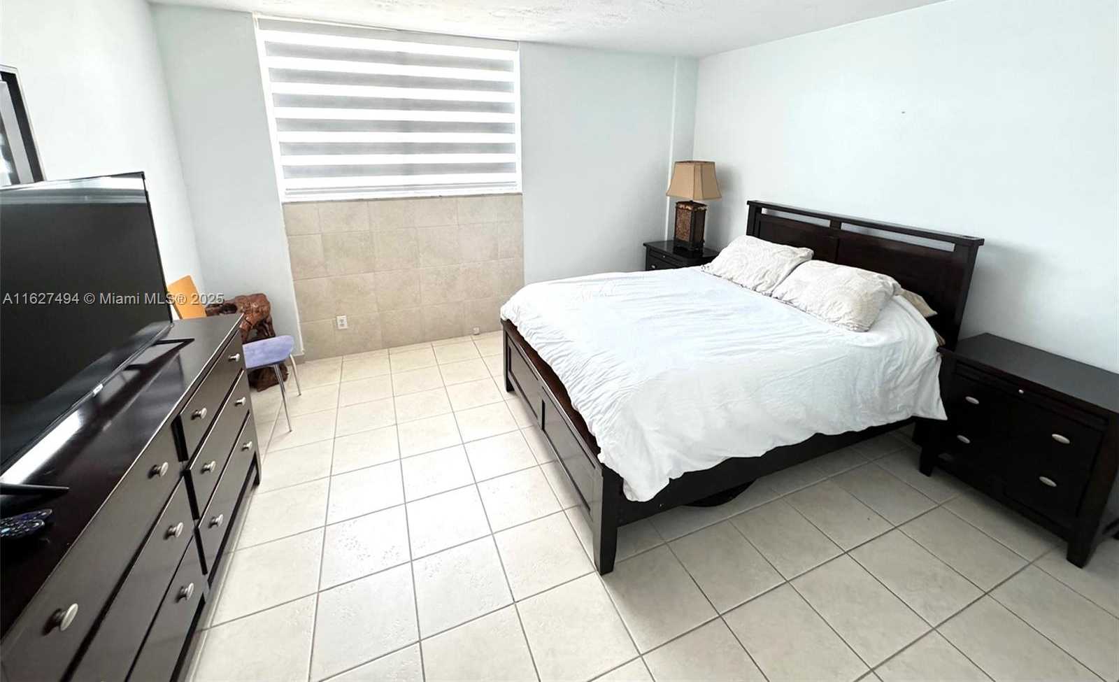 Small Image of 3801 OCEAN DR #10H, Hollywood Number 6