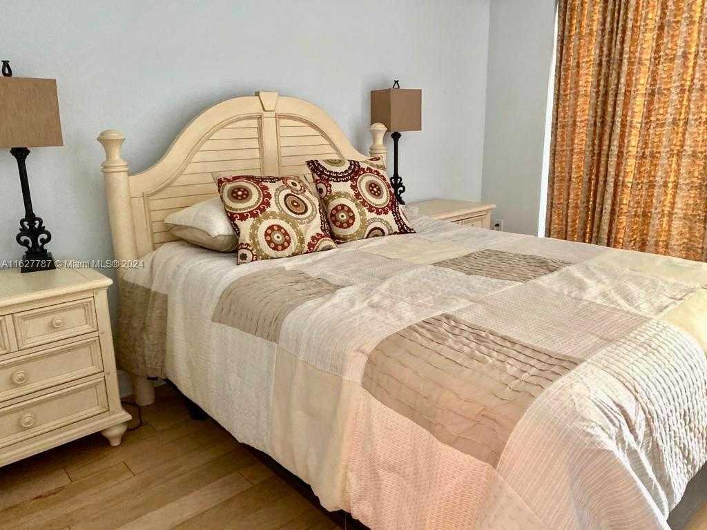 Small Image of 16699 COLLINS AVE #1504, Sunny Isles Beach Number 13