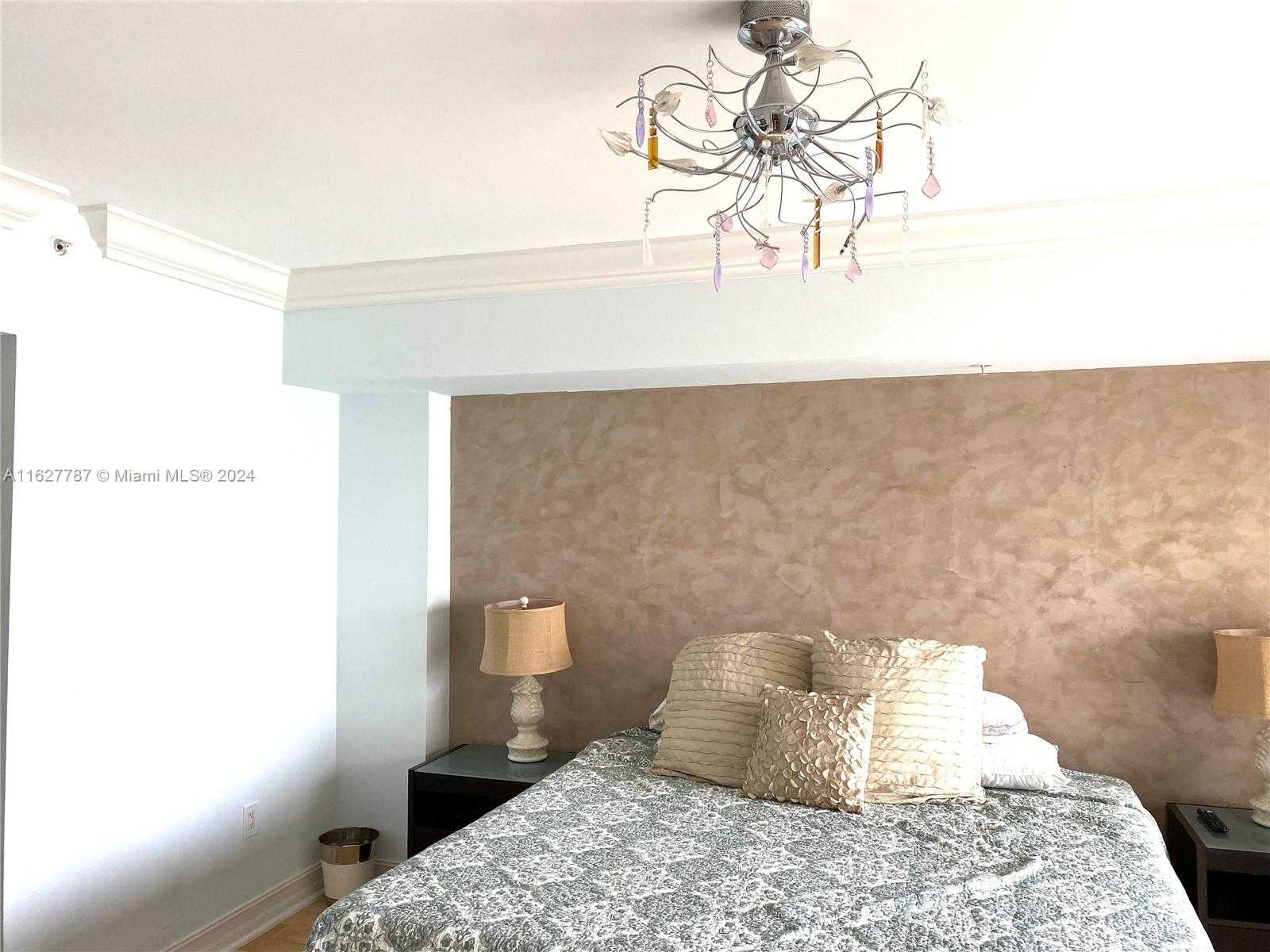 Small Image of 16699 COLLINS AVE #1504, Sunny Isles Beach Number 6